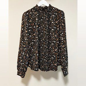 NWT RW&CO. Boho Chic Floral High-Neck Blouse - Size Large